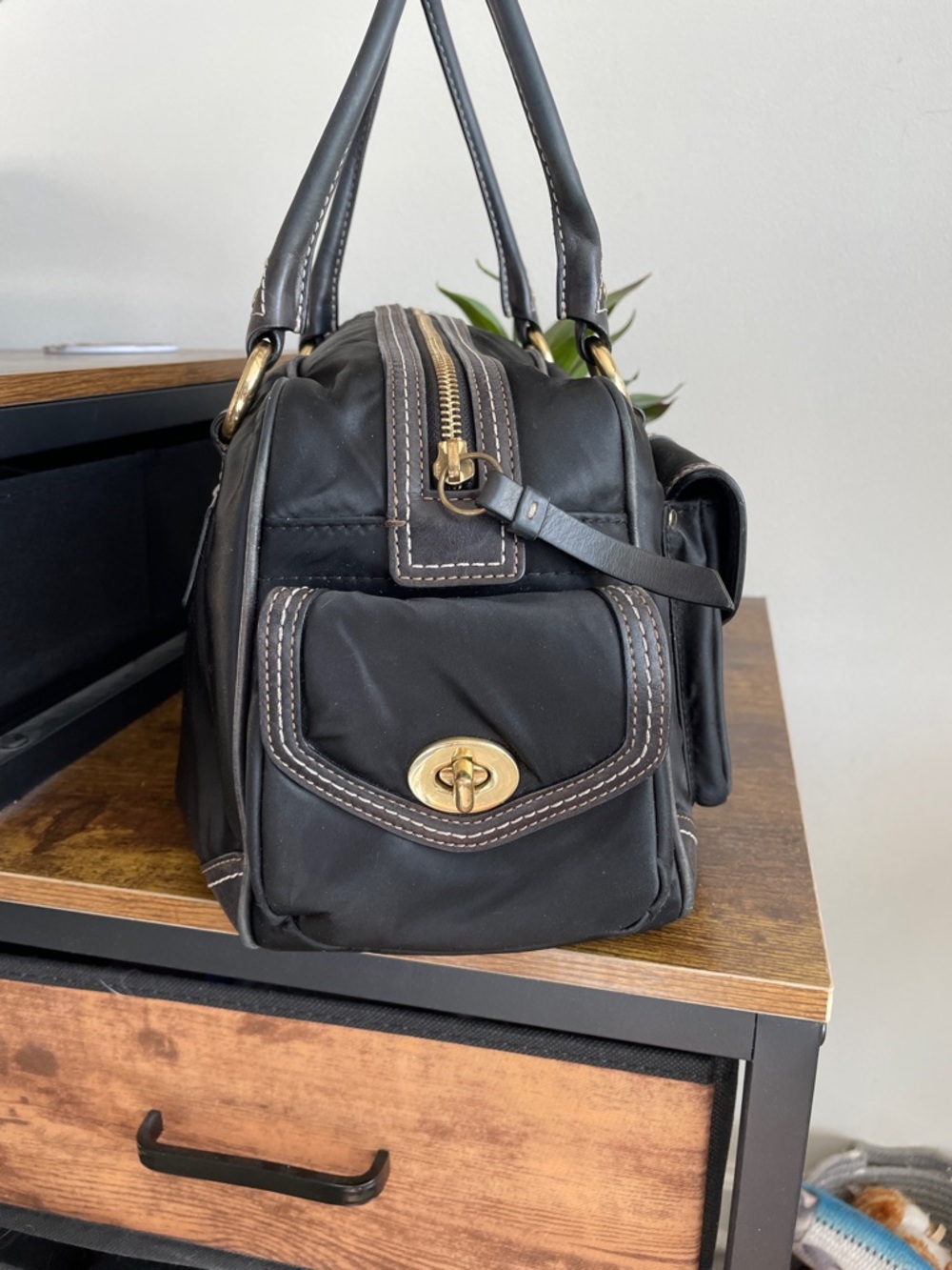 Vintage Coach Y2K Black Sateen Gallery Turnlock Satchel Style 4453 - Picture 7 of 16